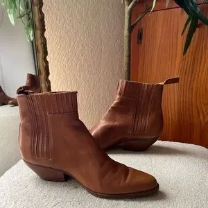 Vince eckland booties online